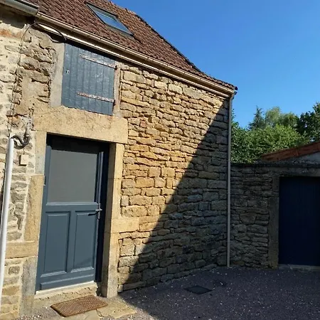 Hébergement de vacances Maisonnette Avec Jardin Chamilly